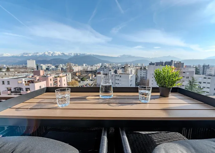 Vue Montagne Appartement *